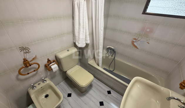 Resale - Apartment / flat - Torrevieja - Costa Blanca