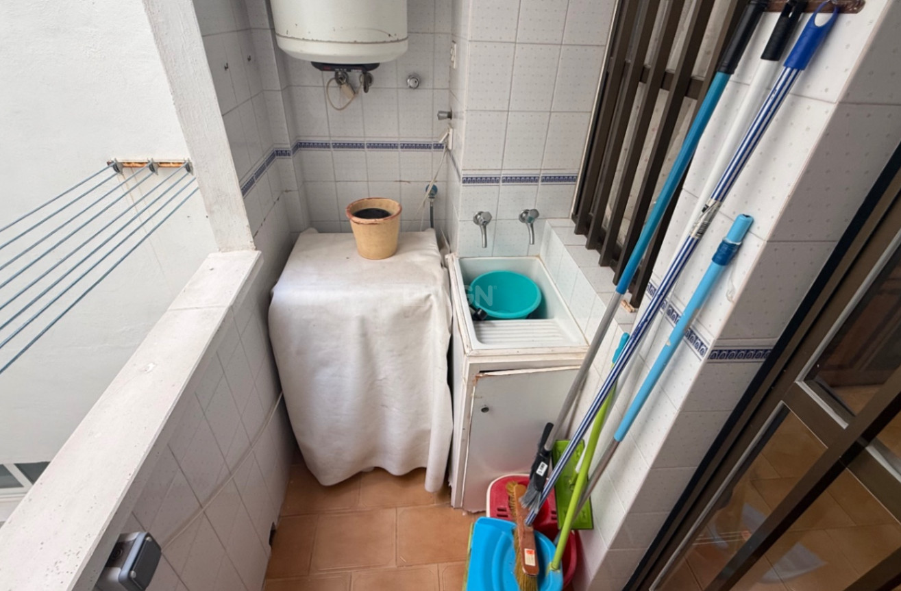 Resale - Apartment / flat - Torrevieja - Costa Blanca