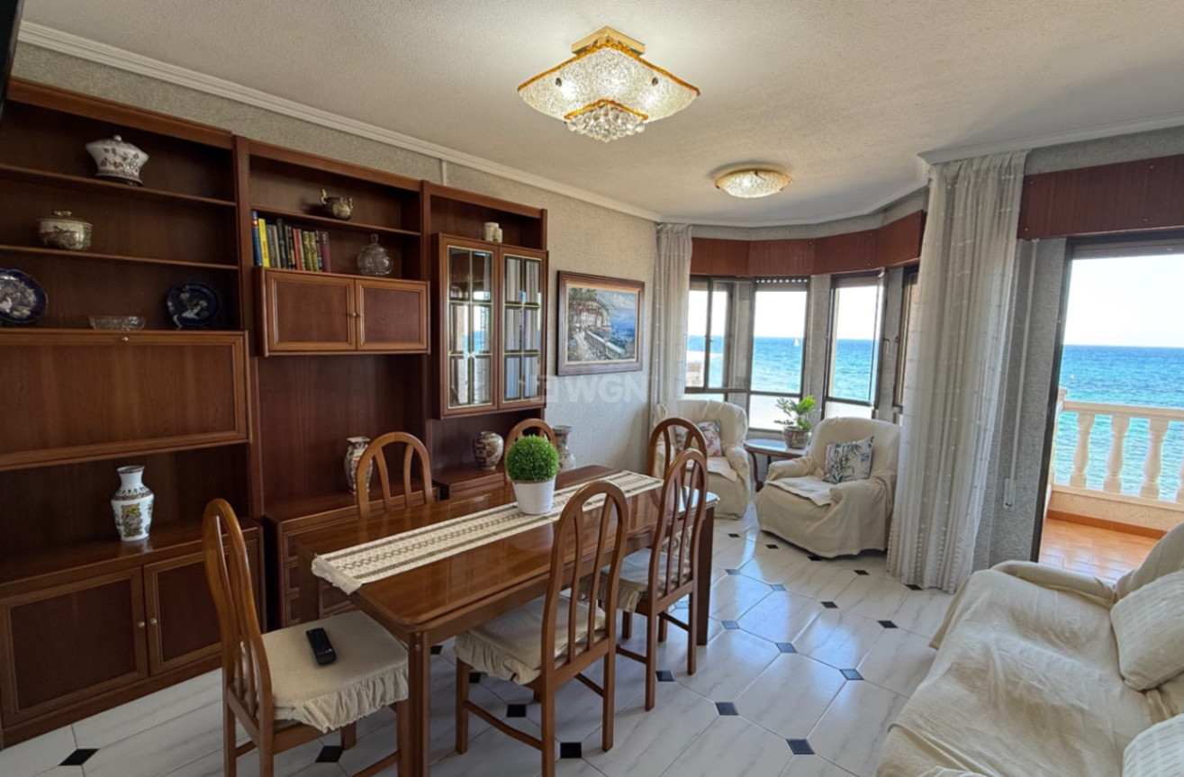 Resale - Apartment / flat - Torrevieja - Costa Blanca