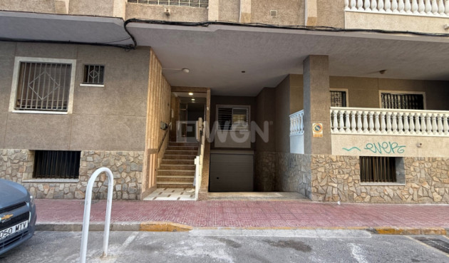 Resale - Apartment / flat - Torrevieja - Costa Blanca