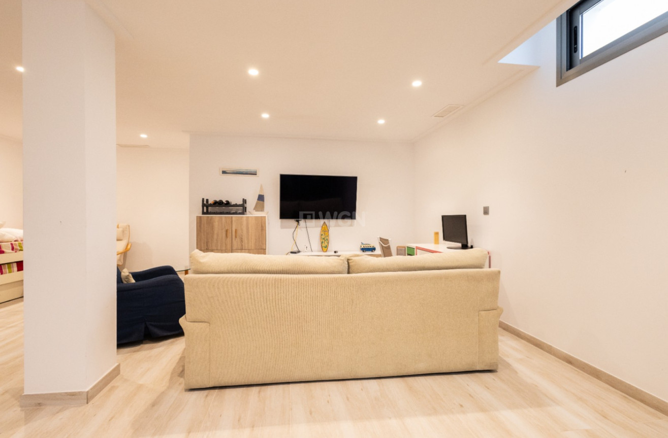 Resale - Villa - Orihuela - Inland