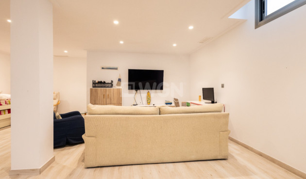 Resale - Villa - Orihuela - Inland