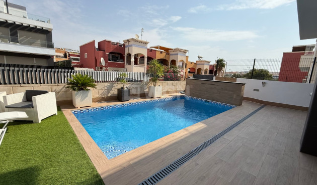 Resale - Villa - Orihuela - Inland