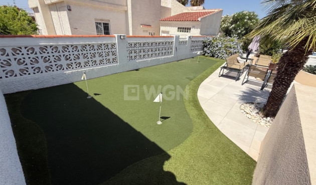 Resale - Villa - Torrevieja - Costa Blanca