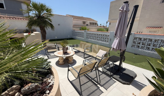 Resale - Villa - Torrevieja - Costa Blanca