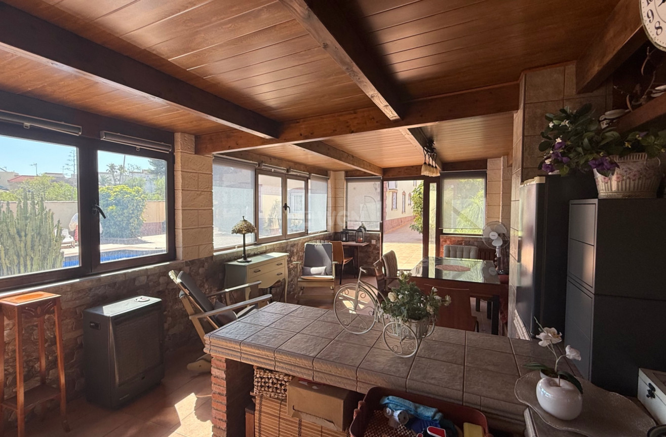 Resale - Villa - Torrevieja - Costa Blanca