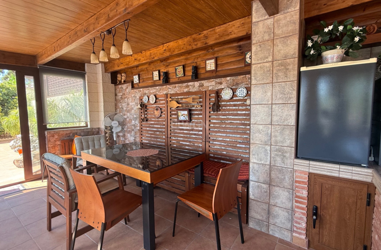 Resale - Villa - Torrevieja - Costa Blanca