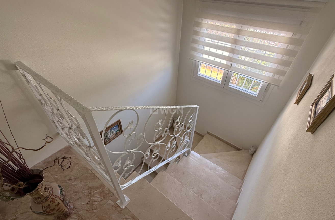 Resale - Villa - Torrevieja - Costa Blanca