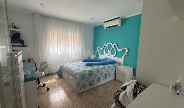 Resale - Villa - Torrevieja - Costa Blanca