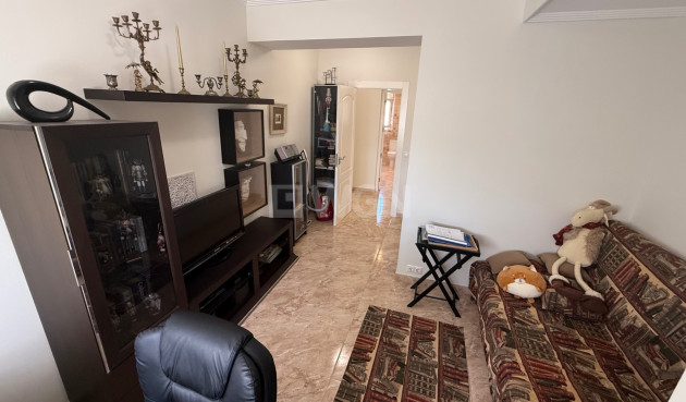 Resale - Villa - Torrevieja - Costa Blanca