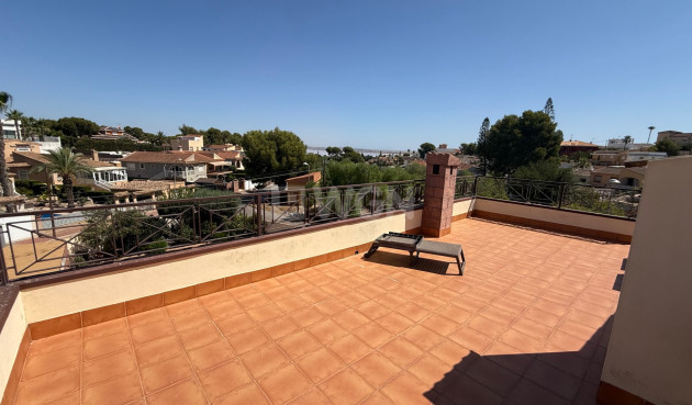 Resale - Villa - Torrevieja - Costa Blanca