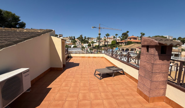 Resale - Villa - Torrevieja - Costa Blanca