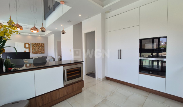 Resale - Villa - Torrevieja - Costa Blanca