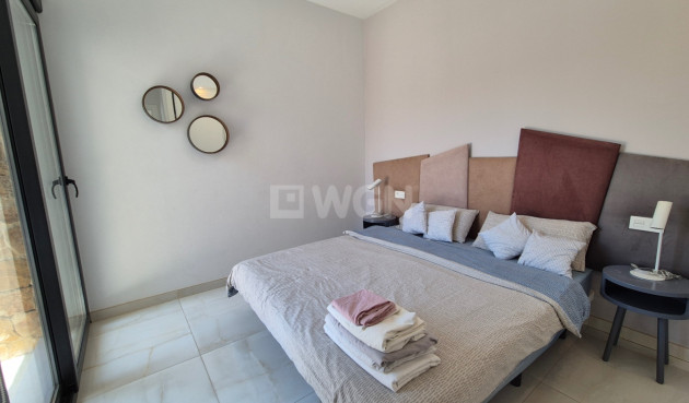Resale - Villa - Torrevieja - Costa Blanca