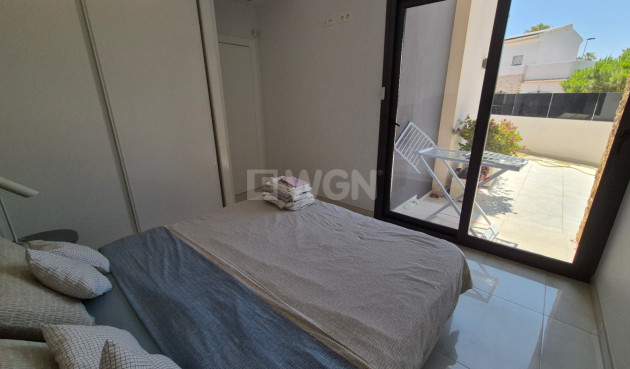 Resale - Villa - Torrevieja - Costa Blanca