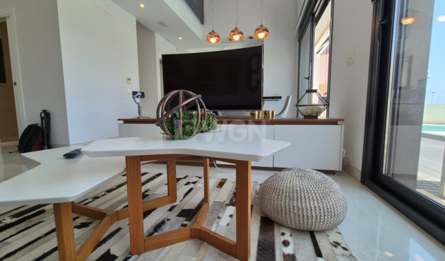 Resale - Villa - Torrevieja - Costa Blanca