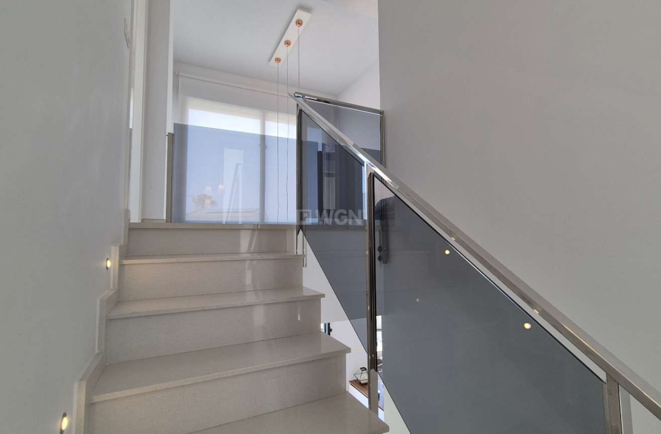 Resale - Villa - Torrevieja - Costa Blanca