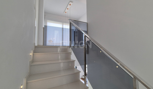 Resale - Villa - Torrevieja - Costa Blanca