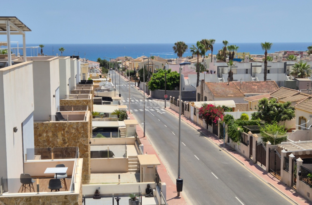 Resale - Villa - Torrevieja - Costa Blanca