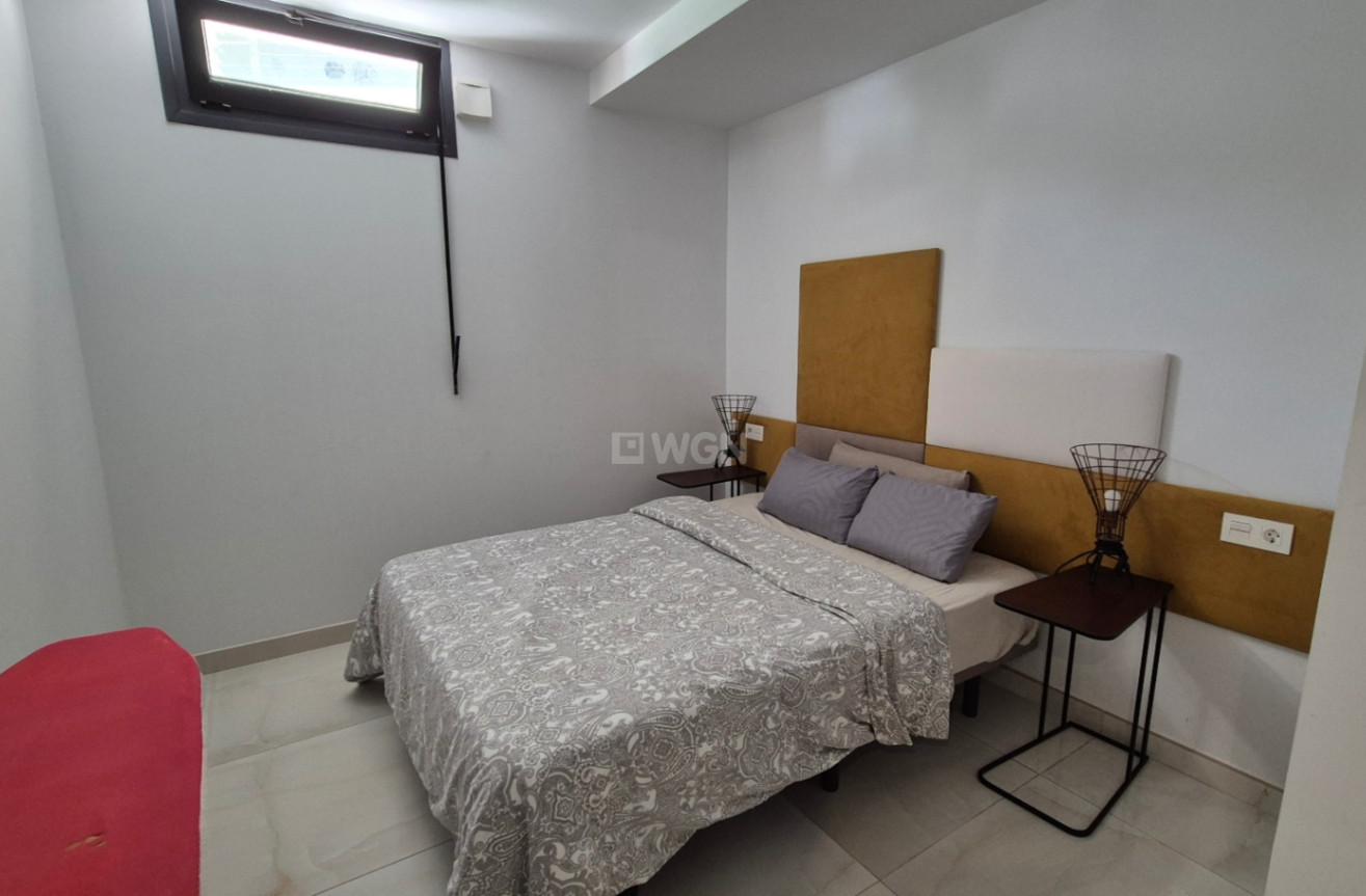 Resale - Villa - Torrevieja - Costa Blanca