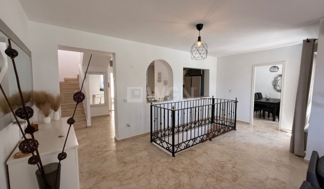 Resale - Villa - Orihuela - Inland