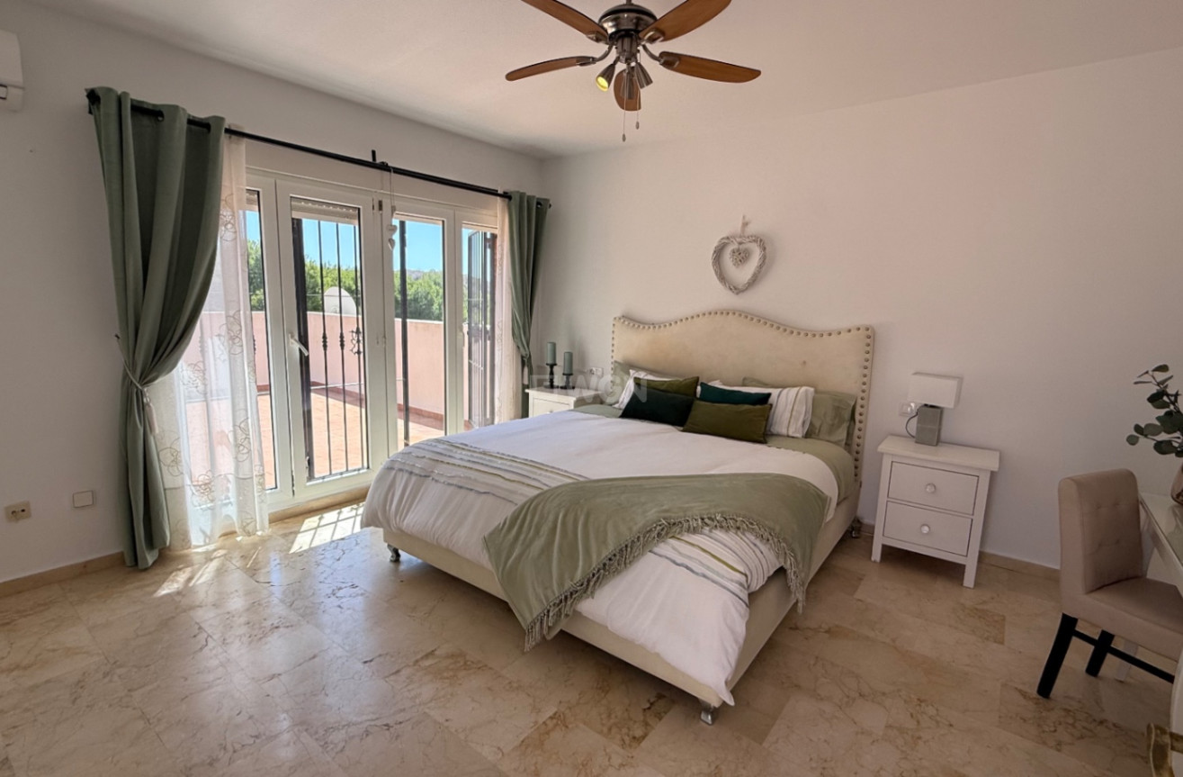 Resale - Villa - Orihuela - Inland