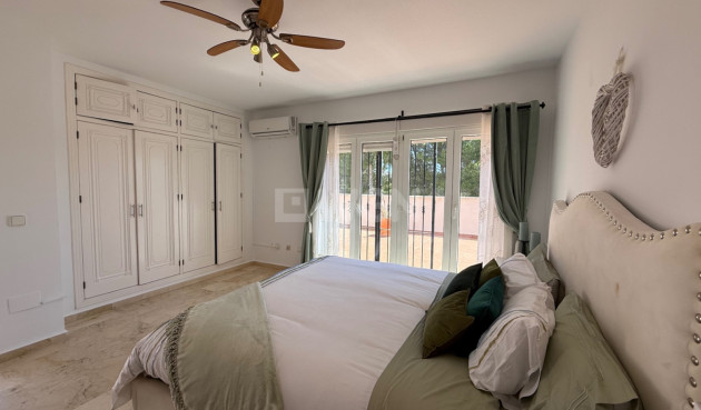 Resale - Villa - Orihuela - Inland