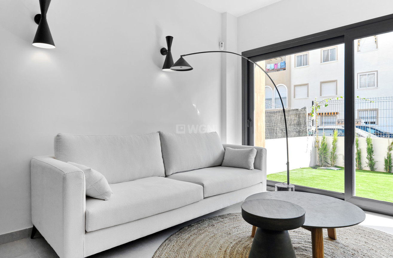 Resale - Townhouse - Torrevieja - Costa Blanca