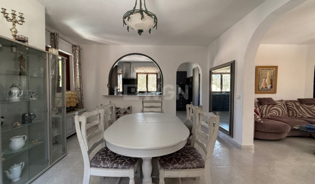 Resale - Villa - Orihuela - Inland