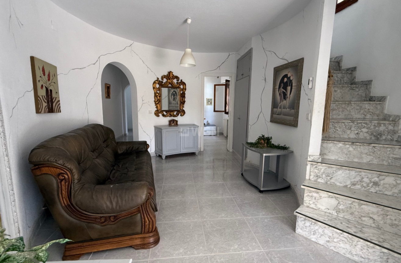 Resale - Villa - Orihuela - Inland