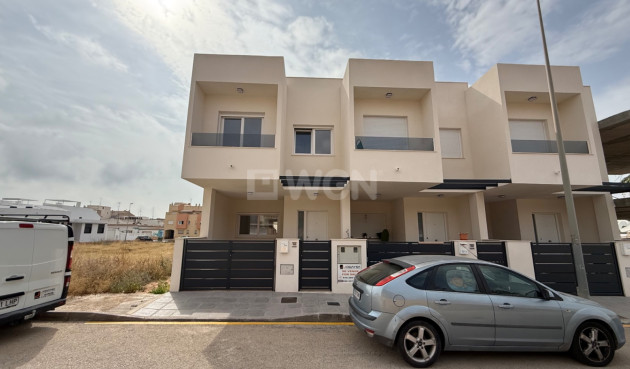 Resale - Duplex - Pilar de la Horadada - Costa Blanca