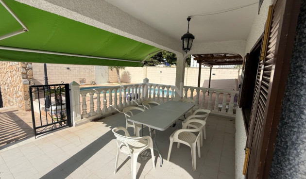 Resale - Villa - Orihuela - Inland