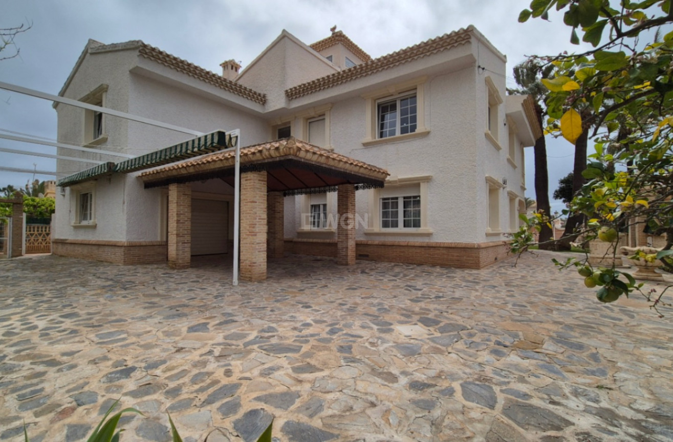 Resale - Villa - Orihuela - Inland