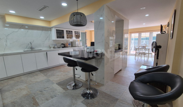 Resale - Villa - Orihuela - Inland