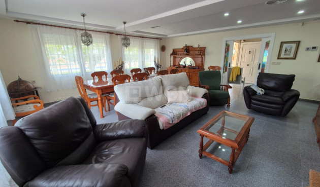 Resale - Villa - Orihuela - Inland