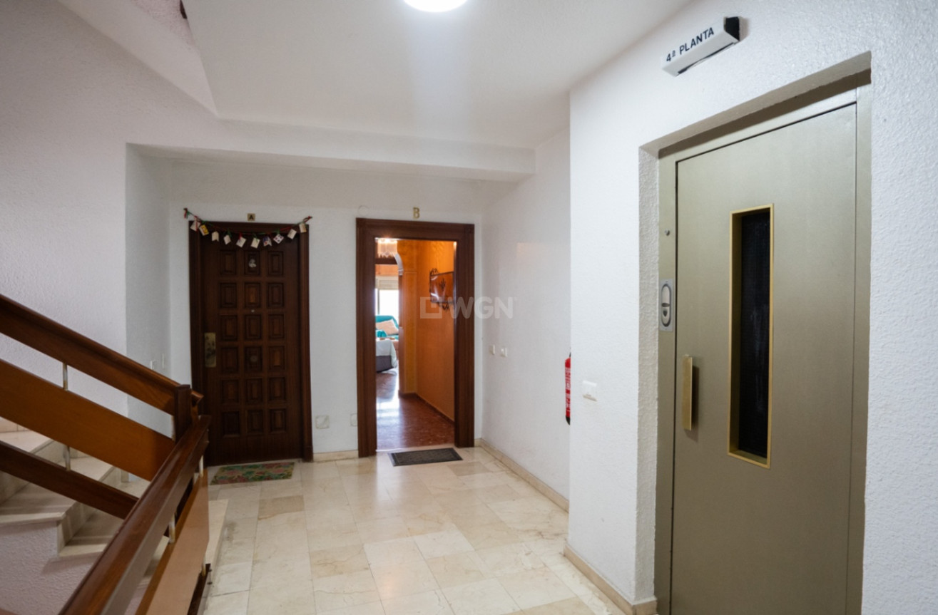 Resale - Apartment / flat - Torrevieja - Costa Blanca