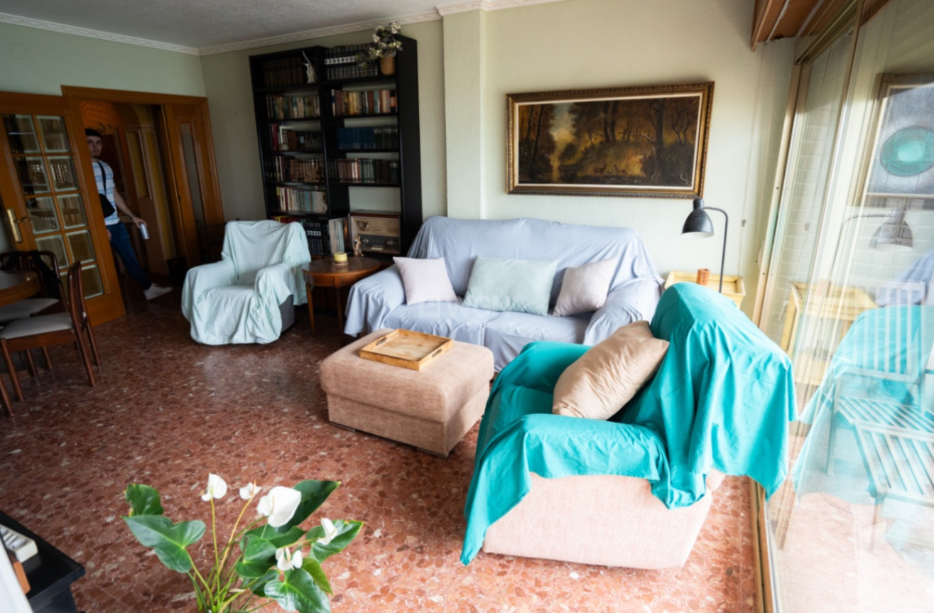 Resale - Apartment / flat - Torrevieja - Costa Blanca