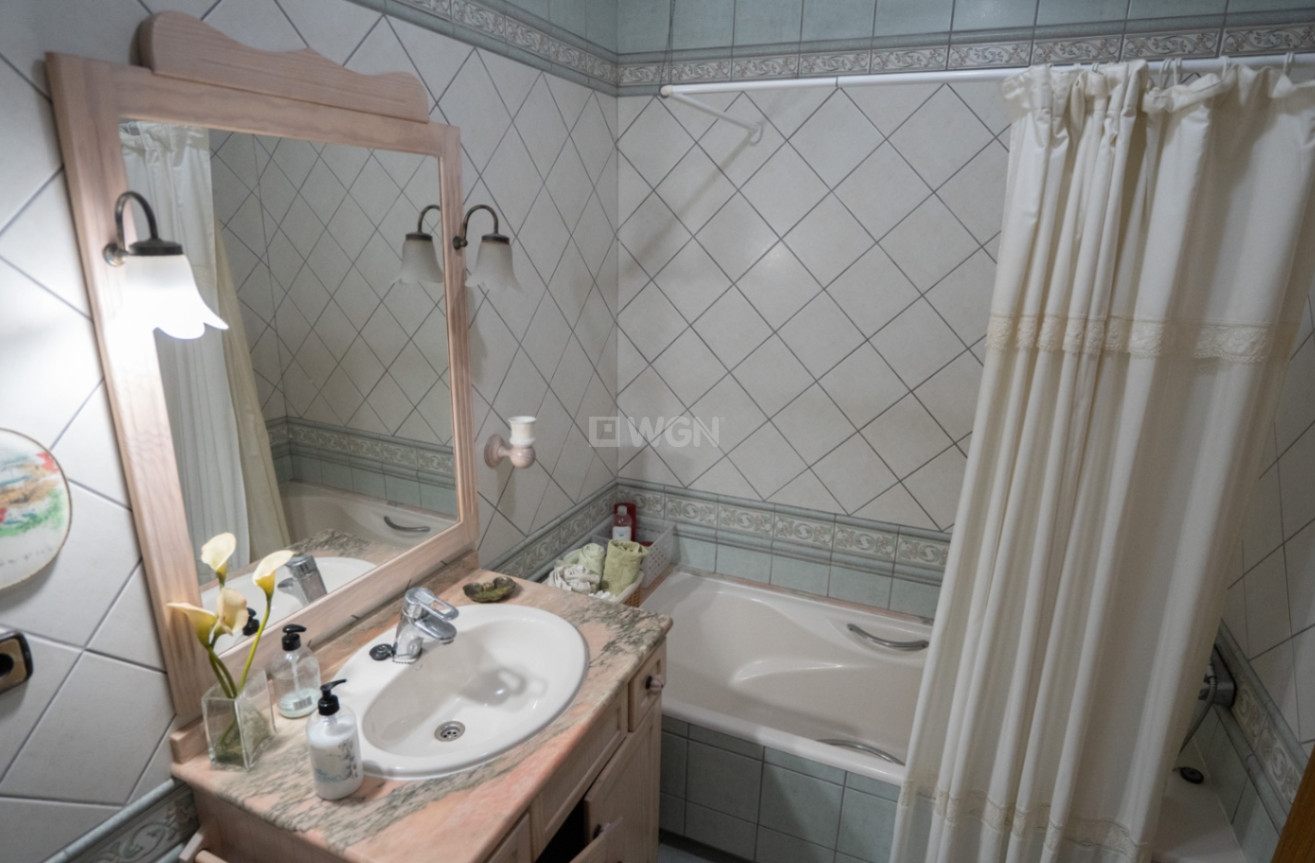 Resale - Apartment / flat - Torrevieja - Costa Blanca