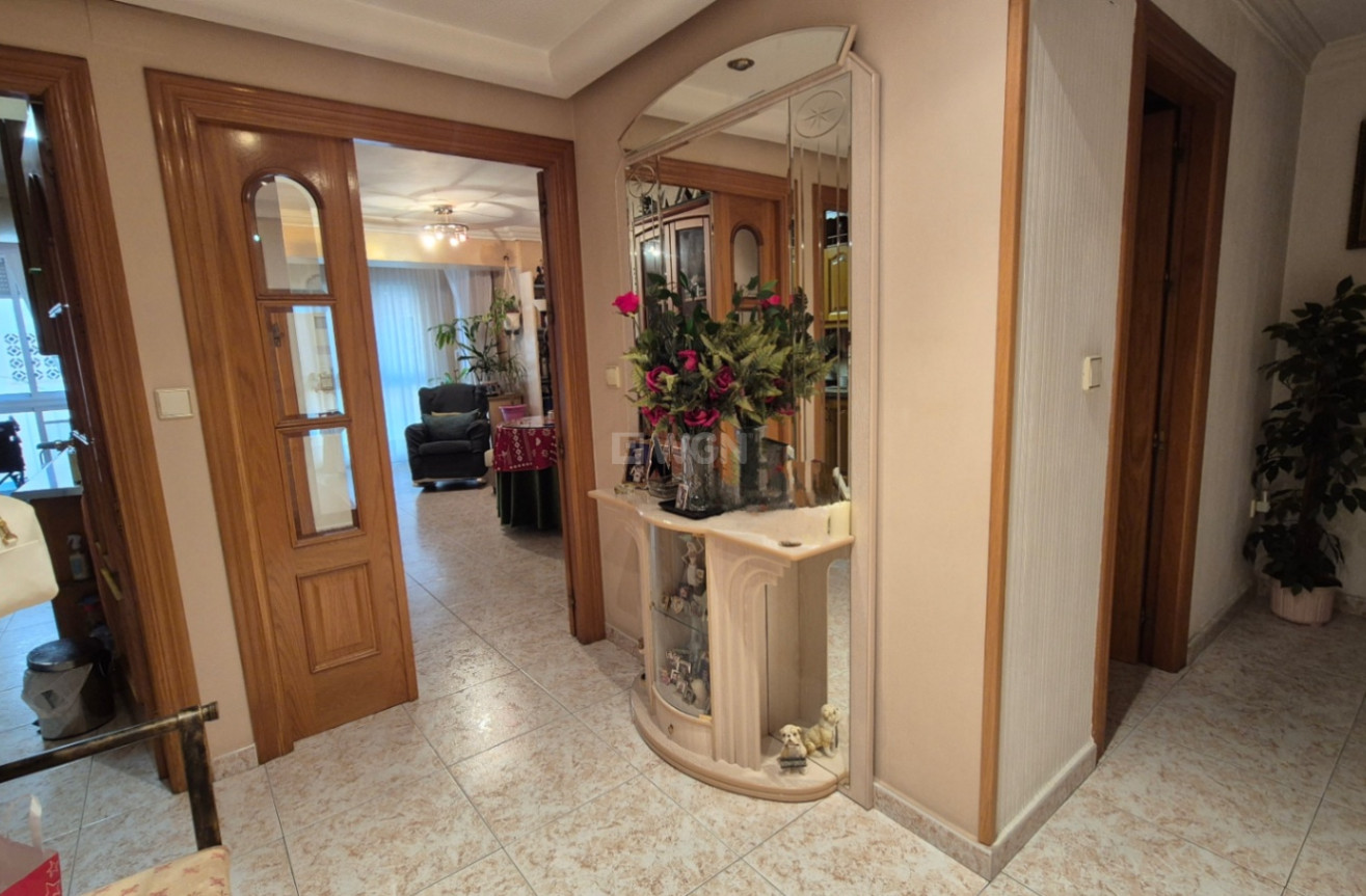 Wiederverkauf - Wohnung - Torrevieja - Costa Blanca