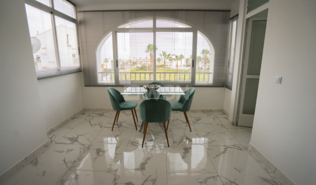 Resale - Apartment / flat - Orihuela - Inland