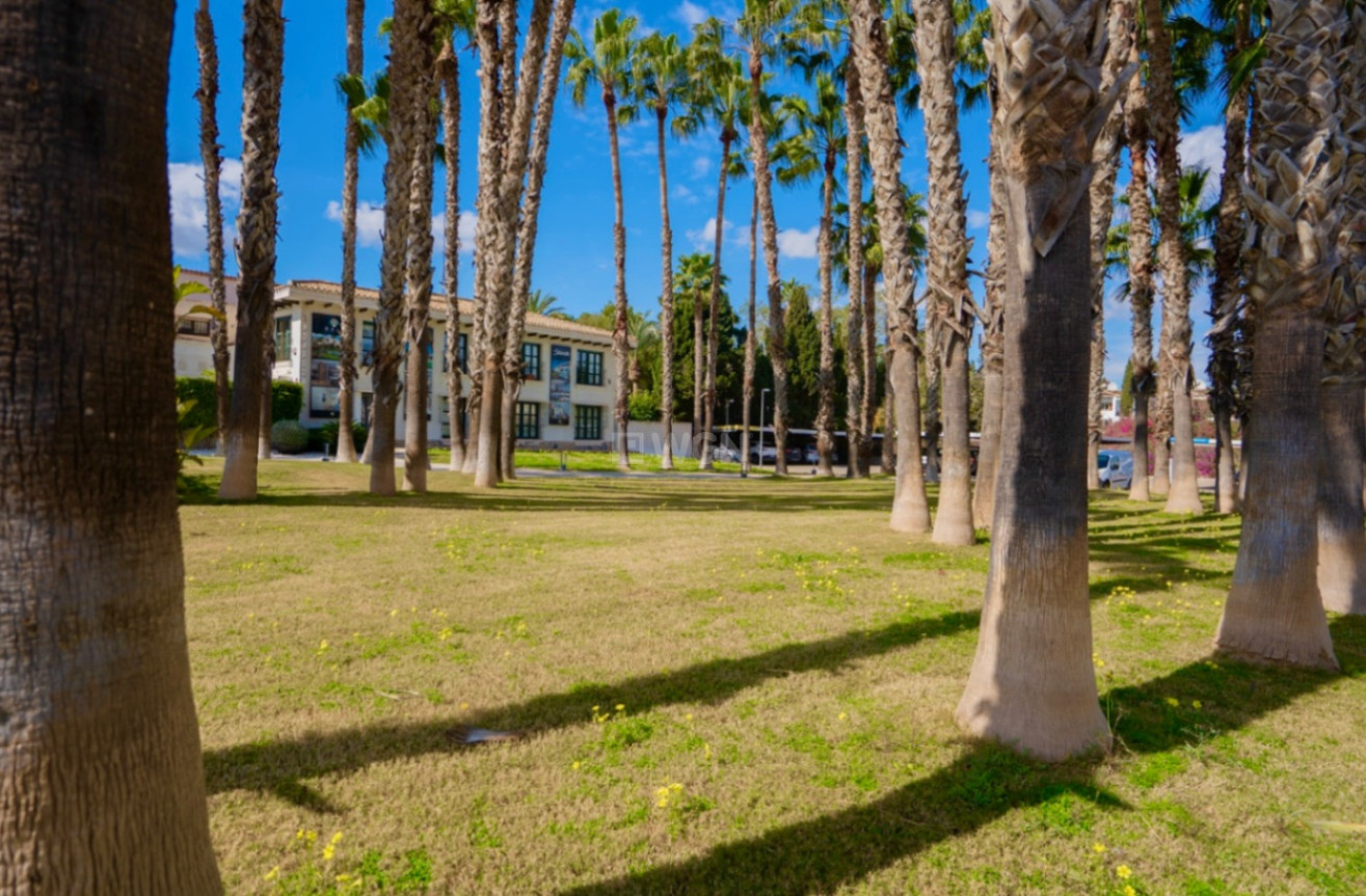 Resale - Apartment / flat - Orihuela - Inland