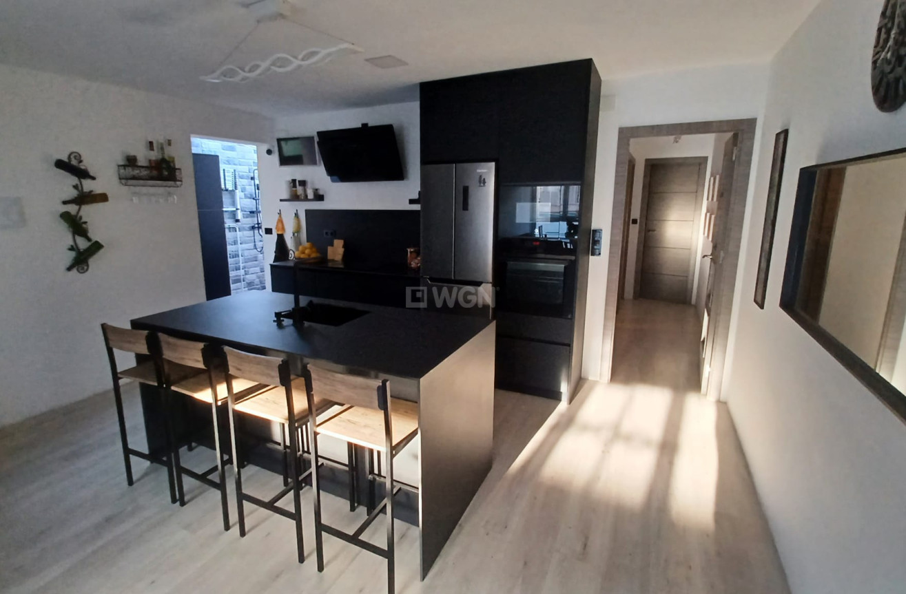 Resale - Apartment / flat - Torre de la Horadada - Costa Blanca