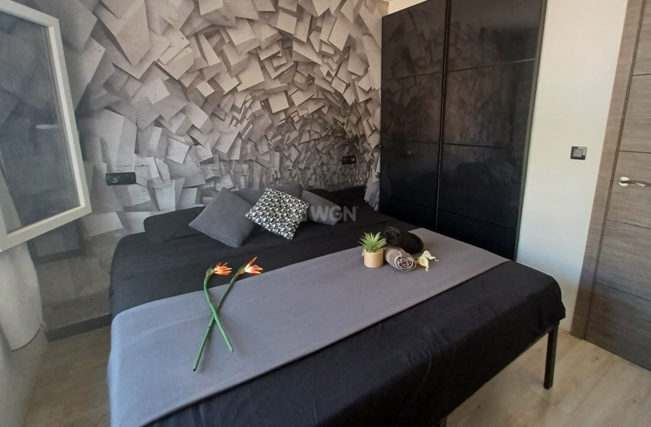 Resale - Apartment / flat - Torre de la Horadada - Costa Blanca