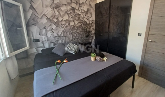 Resale - Apartment / flat - Torre de la Horadada - Costa Blanca