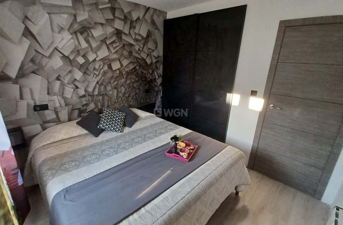 Resale - Apartment / flat - Torre de la Horadada - Costa Blanca