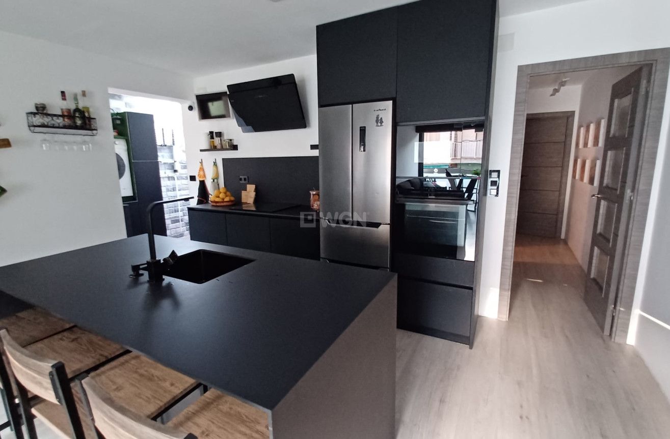 Resale - Apartment / flat - Torre de la Horadada - Costa Blanca