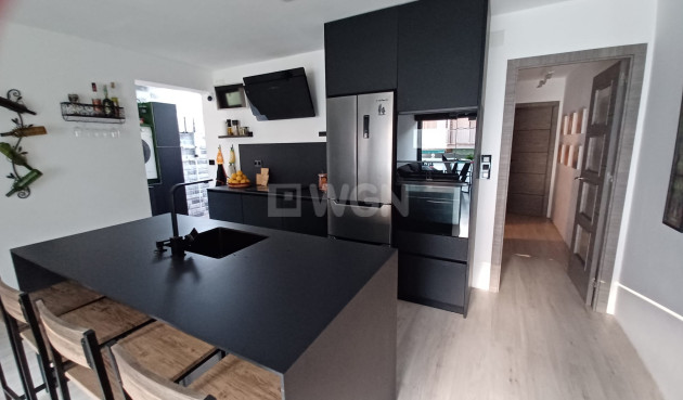 Resale - Apartment / flat - Torre de la Horadada - Costa Blanca