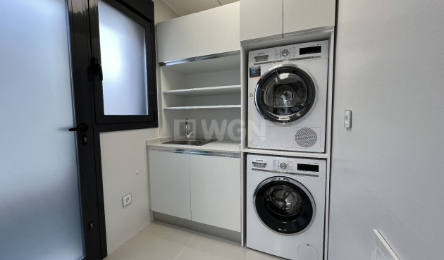 Resale - Villa - San Miguel de Salinas - Inland