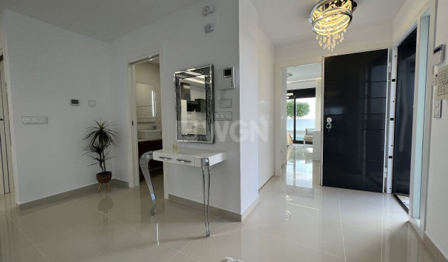 Resale - Villa - San Miguel de Salinas - Inland