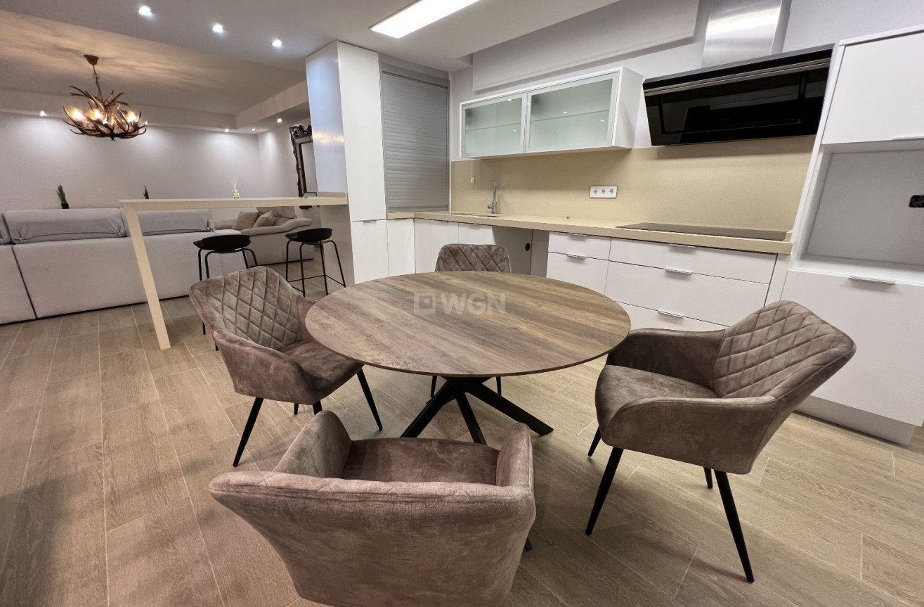 Resale - Villa - San Miguel de Salinas - Inland